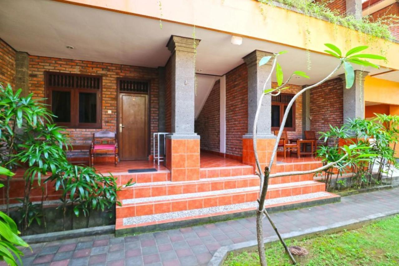 Kedin'S Inn เดนปาซาร์ ภายนอก รูปภาพ