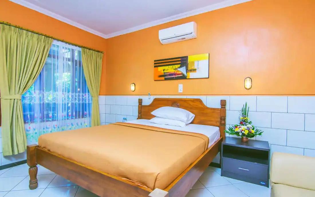 Kedin'S Inn เดนปาซาร์ ภายนอก รูปภาพ
